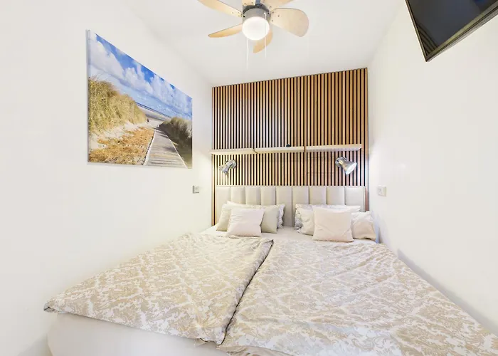 Terrassenhaus Whg 10 Wattbutze Mit Schwimmbad Апартаменты Куксхафен