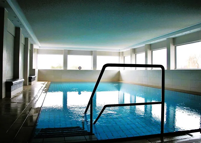 Terrassenhaus Whg 10 Wattbutze Mit Schwimmbad * كوكسهافن
